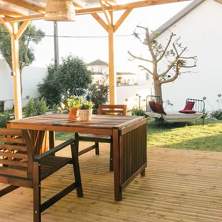 Hospedium Republica Surf House - Coxos Beach, Hostel