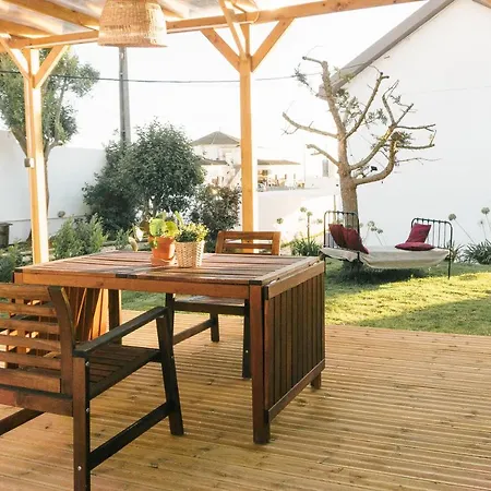Hospedium Republica Surf House אכסניה