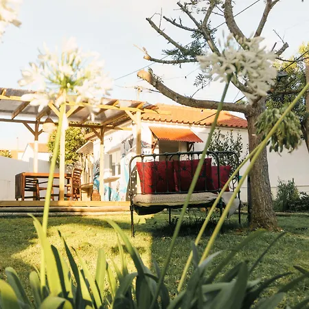 旅馆 Hospedium Republica Surf House - Coxos Beach, Ericeira 埃里塞拉