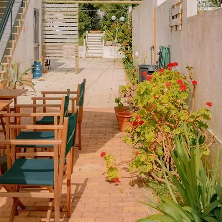 Hospedium Republica Surf House - Coxos Beach,