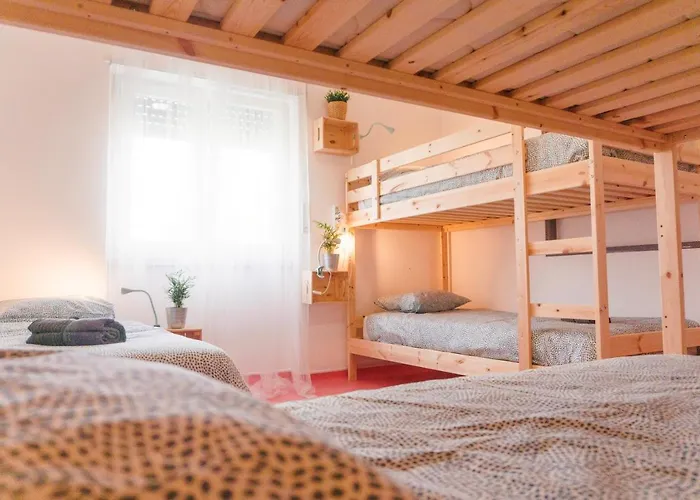 بيت شباب Republica Surf House - Coxos Beach, Ericeira