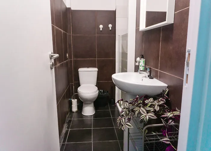 بيت شباب Republica Surf House - Coxos Beach, Ericeira *