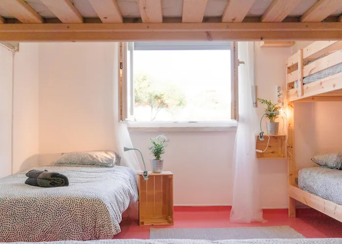 Republica Surf House - Coxos Beach, Ericeira Vandrarhem Ericeira